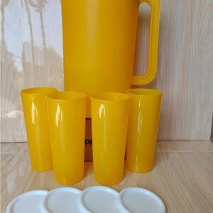 Tupperware Bright Yellow Drinkware Set